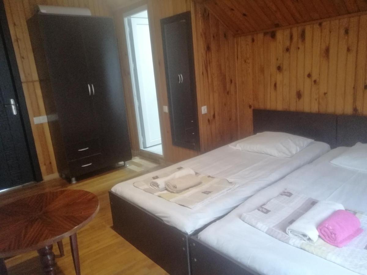 Отель Гостевой дом RELAX IN Батуми Экстерьер фото