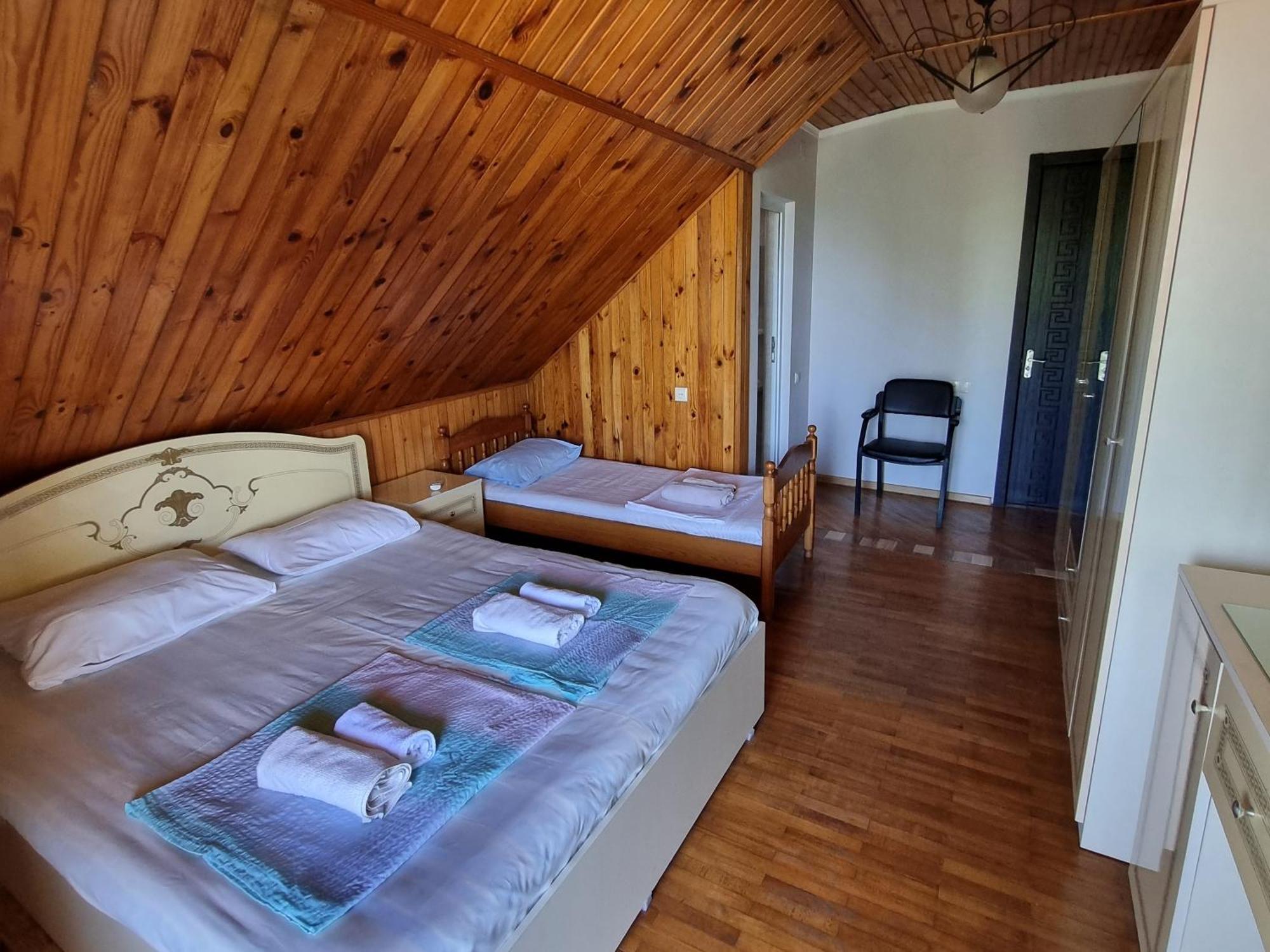 Отель Гостевой дом RELAX IN Батуми Экстерьер фото