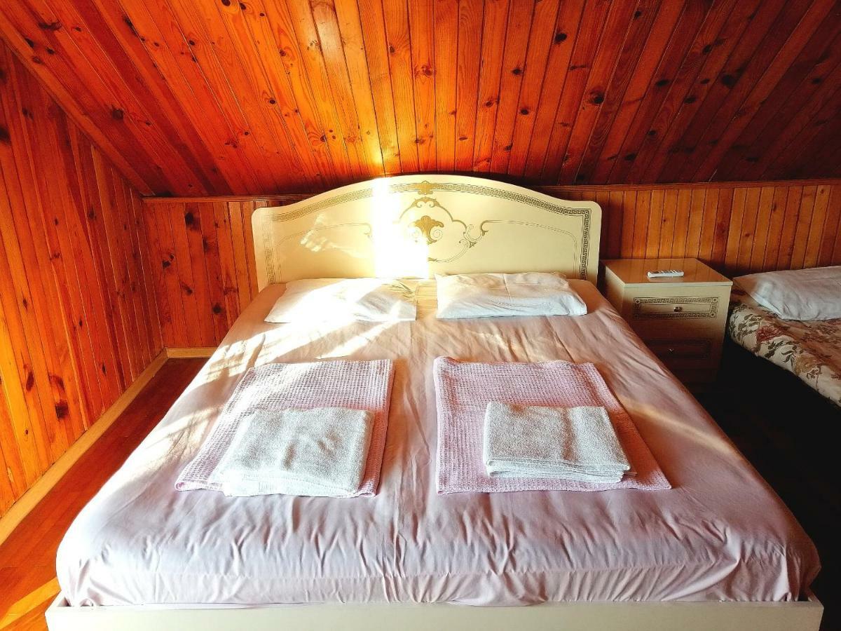 Отель Гостевой дом RELAX IN Батуми Экстерьер фото